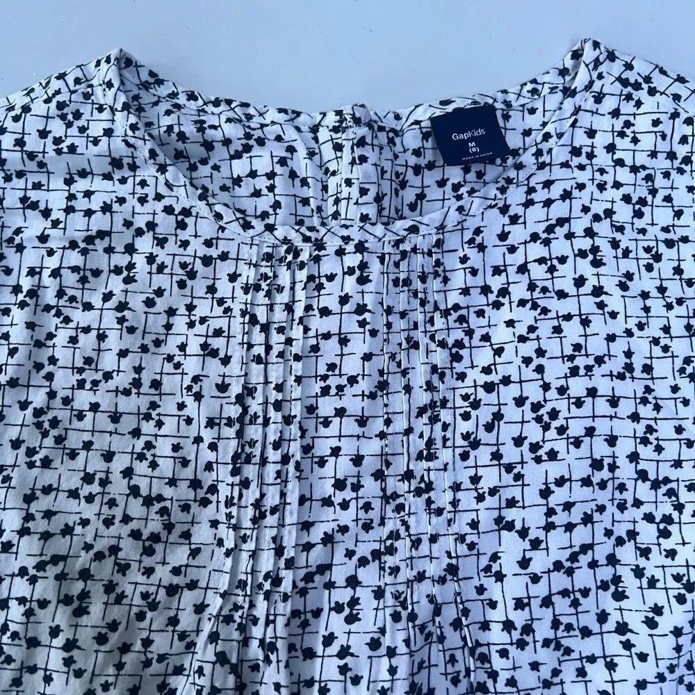 Gap kids fully lined dress White /Black size 8